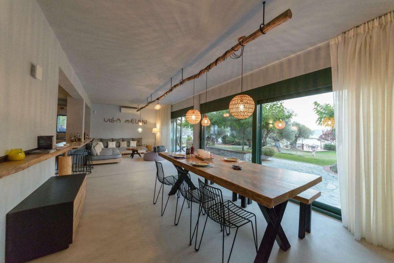 Beach Front Villa Melani Митилини Экстерьер фото