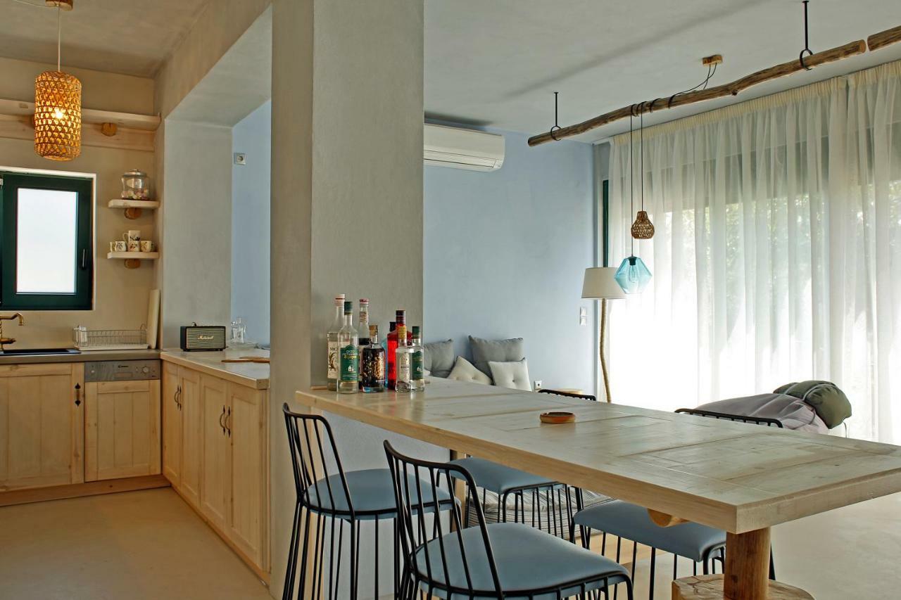 Beach Front Villa Melani Митилини Экстерьер фото